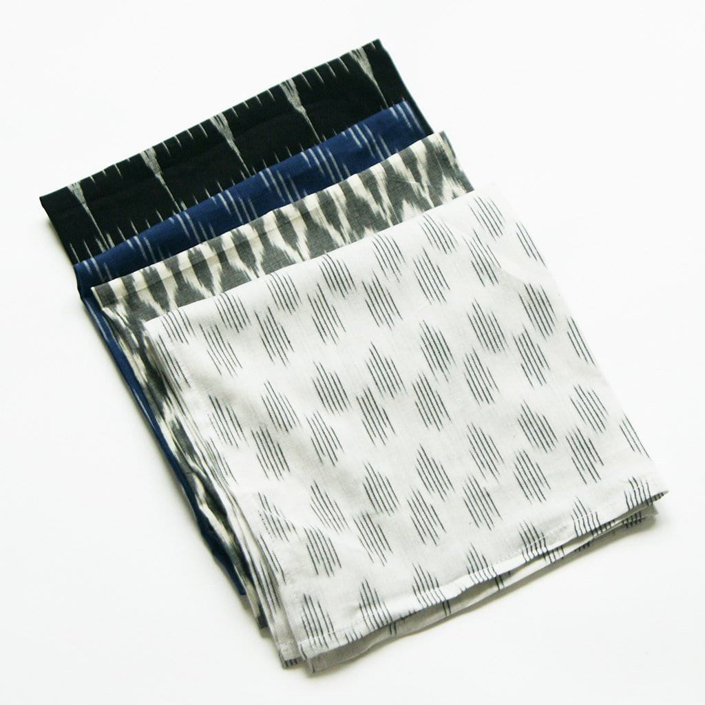 Rustic Loom - Wholesale Dinner & Cloth Napkin - White Modern Dot Handwoven Ikat Dinner Napkin S2