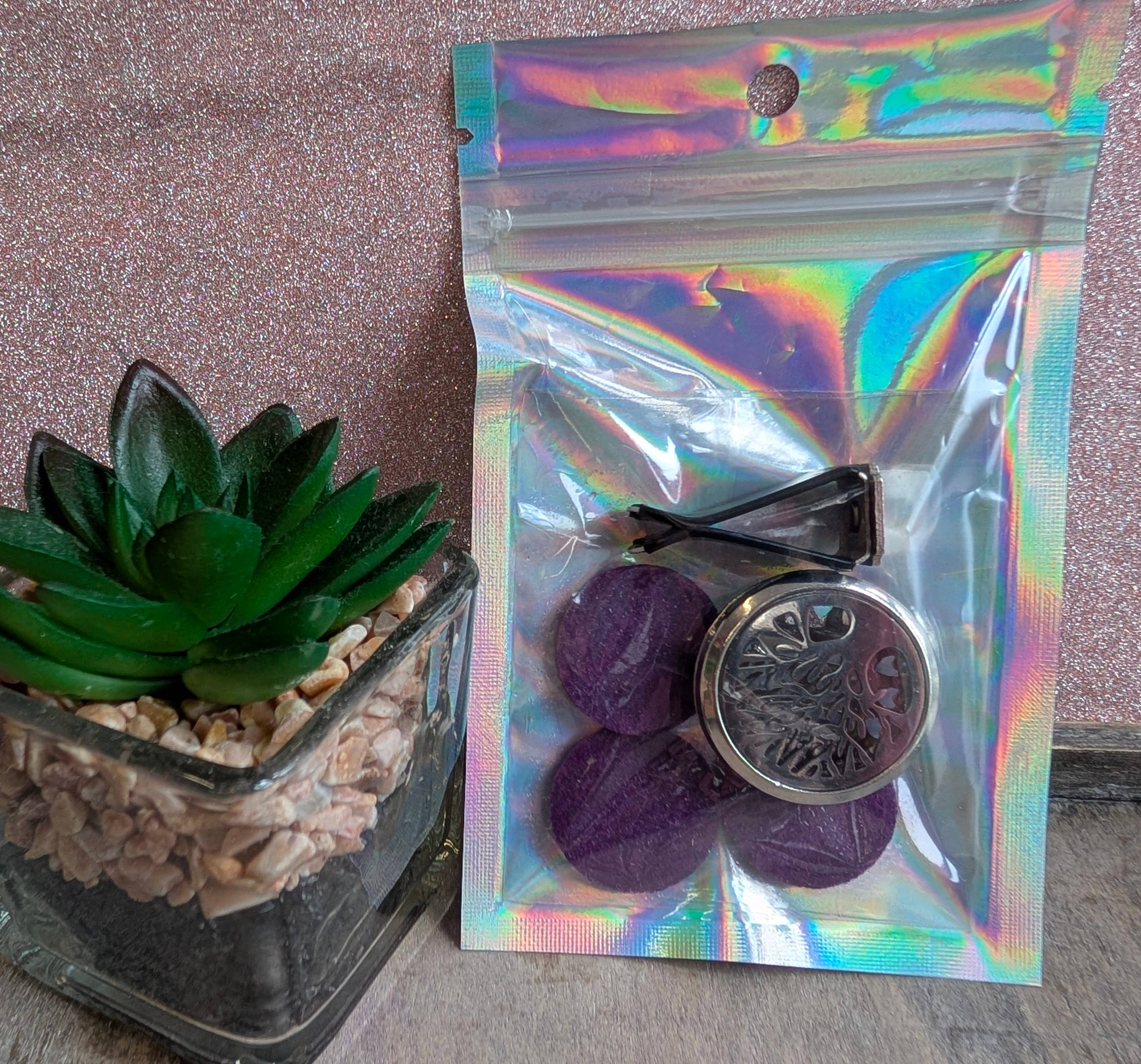 Aka Designs – wholesale Fragrance booster – Car Air Freshener Set | Tree of Life or Love Hearts Design 4