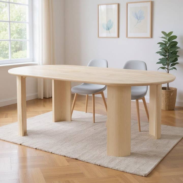 Table à manger ovale en bois naturel de 82 pouces pour la vente par HomeRoots