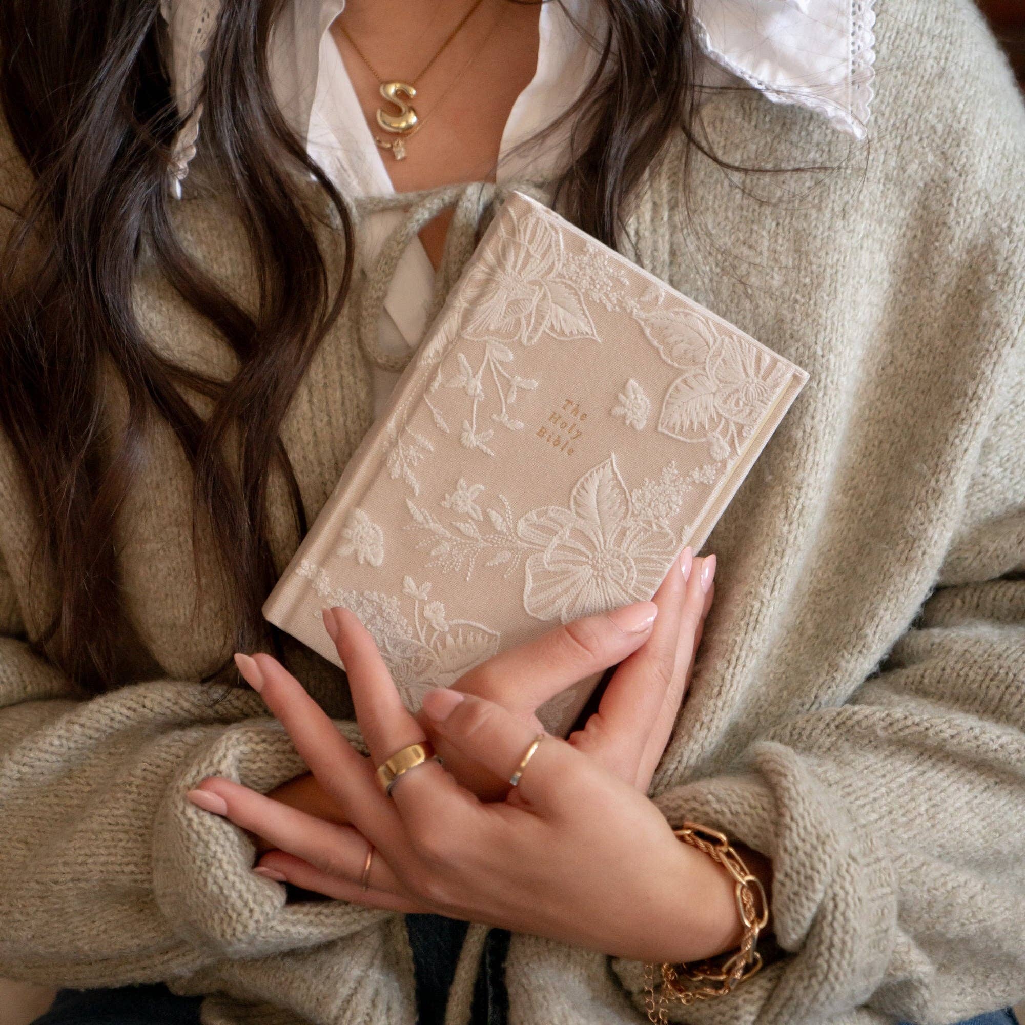 Hosanna Revival - Wholesale Religion Book - NLT Compact Bible: Casablanca Theme6