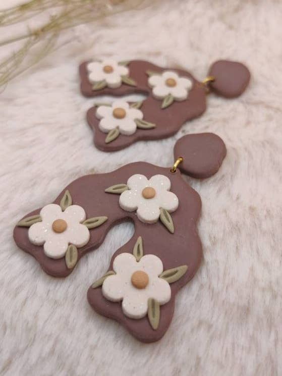 Brown Wavy Sparkly Daisy Earrings for wholesale by Sunflowercrafty