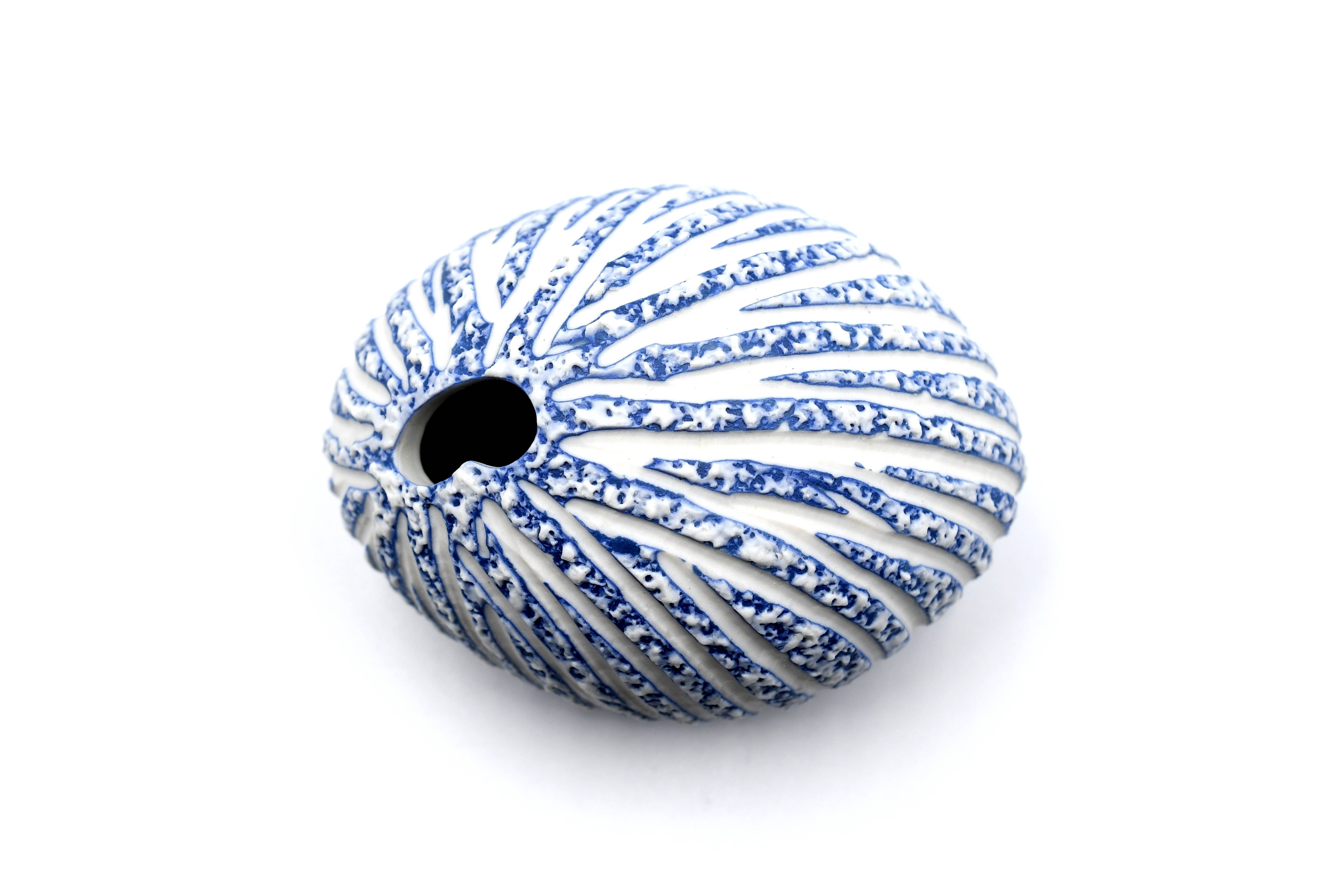 Art Floral Trading LLC - Wholesale Vase - 159W16BLUE PEBBLE MINI S-Handcrafted Porcelain Bud Vase5