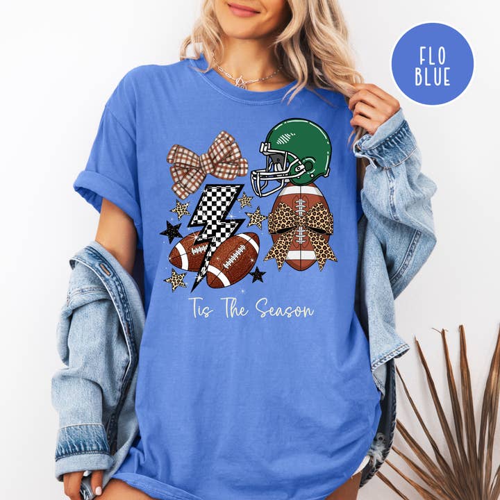 Tis The Season Fotboll Comfort Colors T-shirt för wholesale av CindyL Boutique