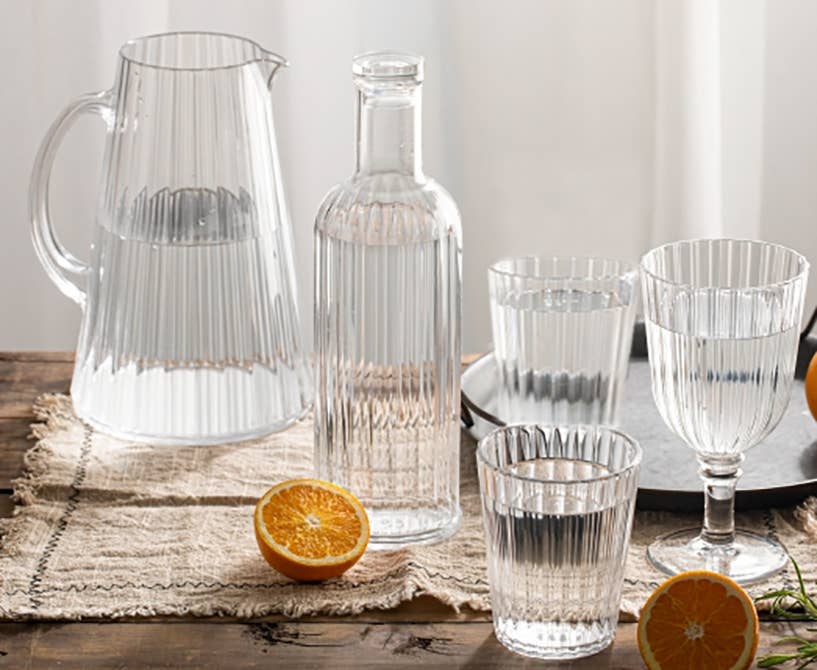 Fiorirà un giardino - Wholesale Wine Glass - Metacrylate Glass Vertical Stripes Slim V480 ml D9.5 H18 cm1