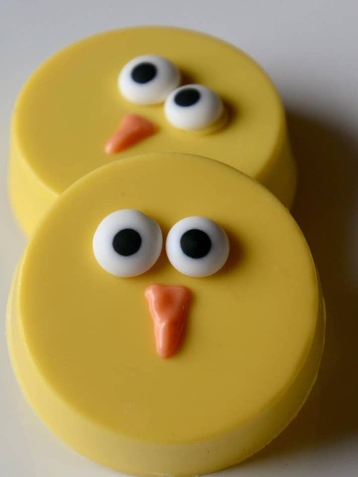 Easter Chicks Chocolate Covered Oreos for wholesale by Chocolates Unlimited by Denise