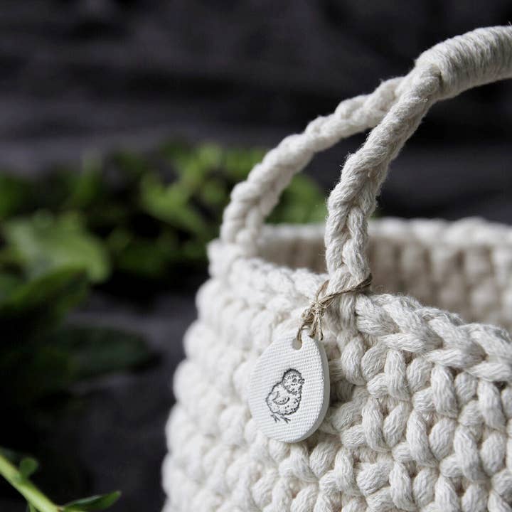 Zuri House - Wholesale Decorative tabletop object - Easter SET: 5 easter baskets and 10 egg cups 3