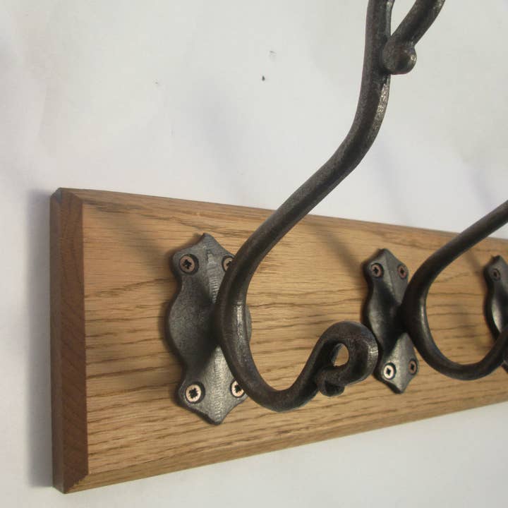 Antieke ijzeren olifant kofferbak 9 haak kapstok 98cm voor wholesale door IronmongeryWorld