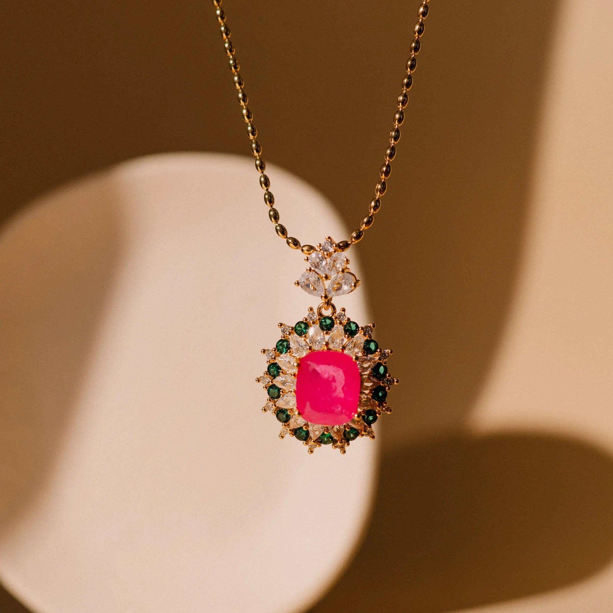 PHOEBE´S - Wholesale Pendant/Charm Necklace - CZ diamond necklace, exotic charm, gold-plated necklace4