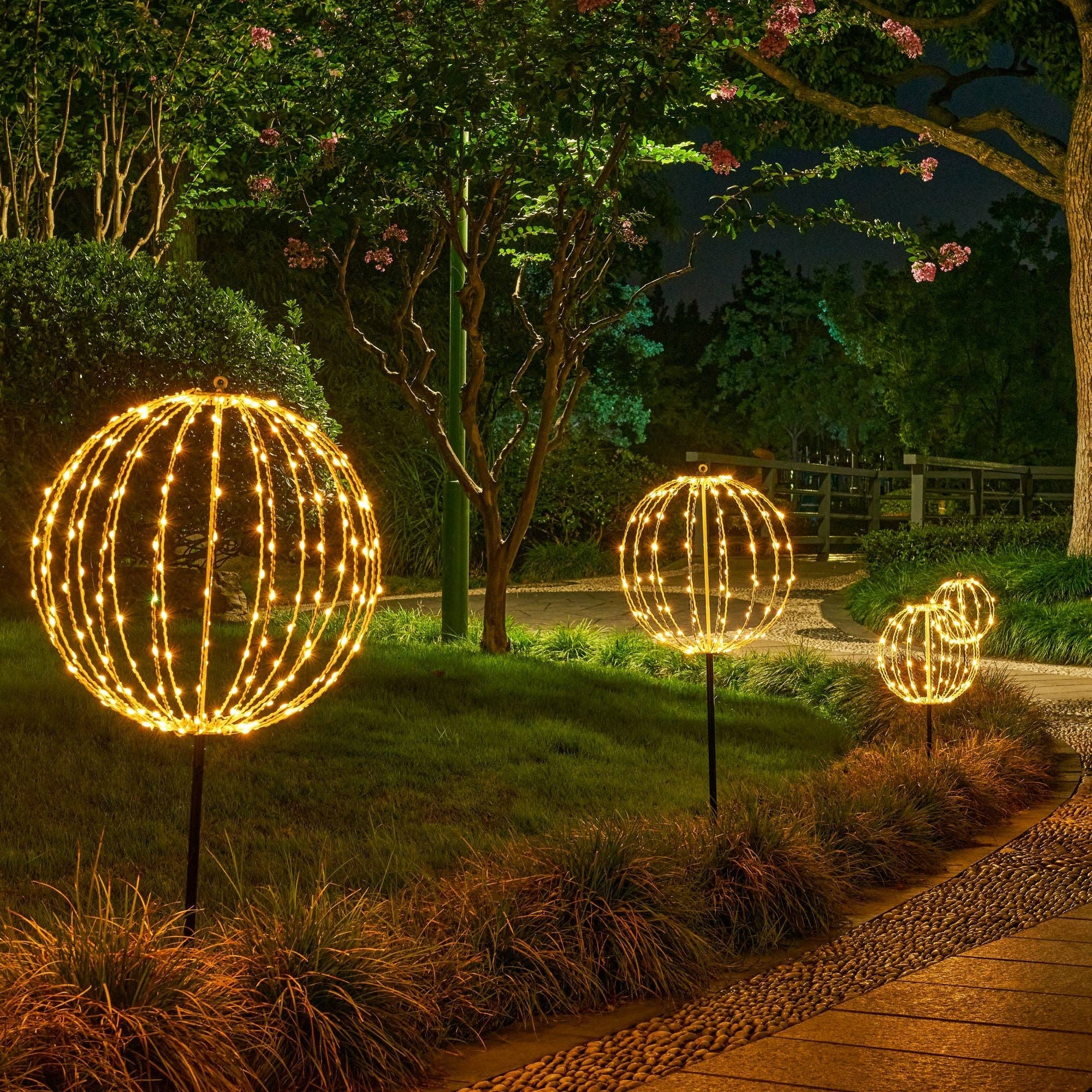 LIGHTSHARE - Wholesale Outdoor/Lawn Light - LED Ball Light, Warm White, Various Sizes and Finishes2