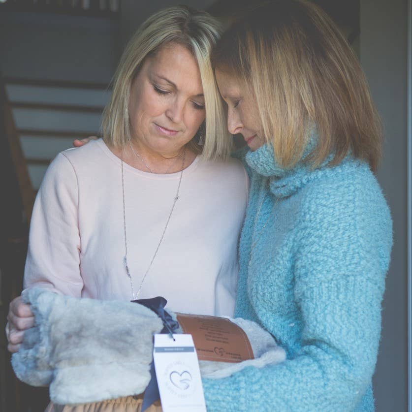 The Grandparent Gift Co. Inc. – wholesale Throw blanket – Softly Said Sympathy Blanket: Always With You Sentiment 80231