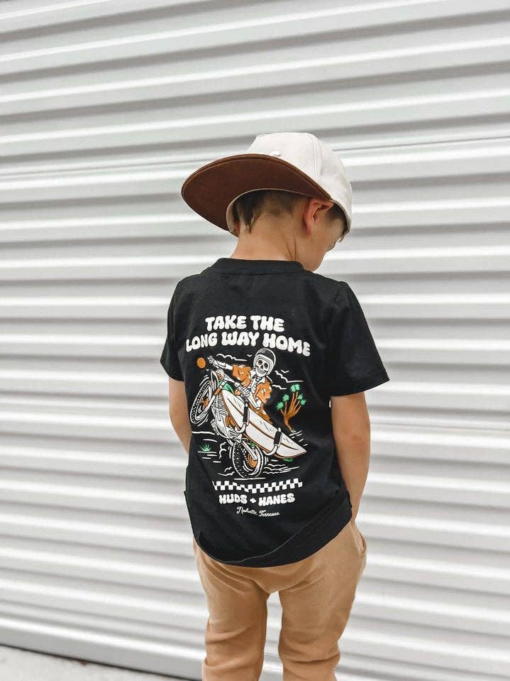 Camiseta surfista «Long Way Home» para venta al por mayor de Huds + Hanes