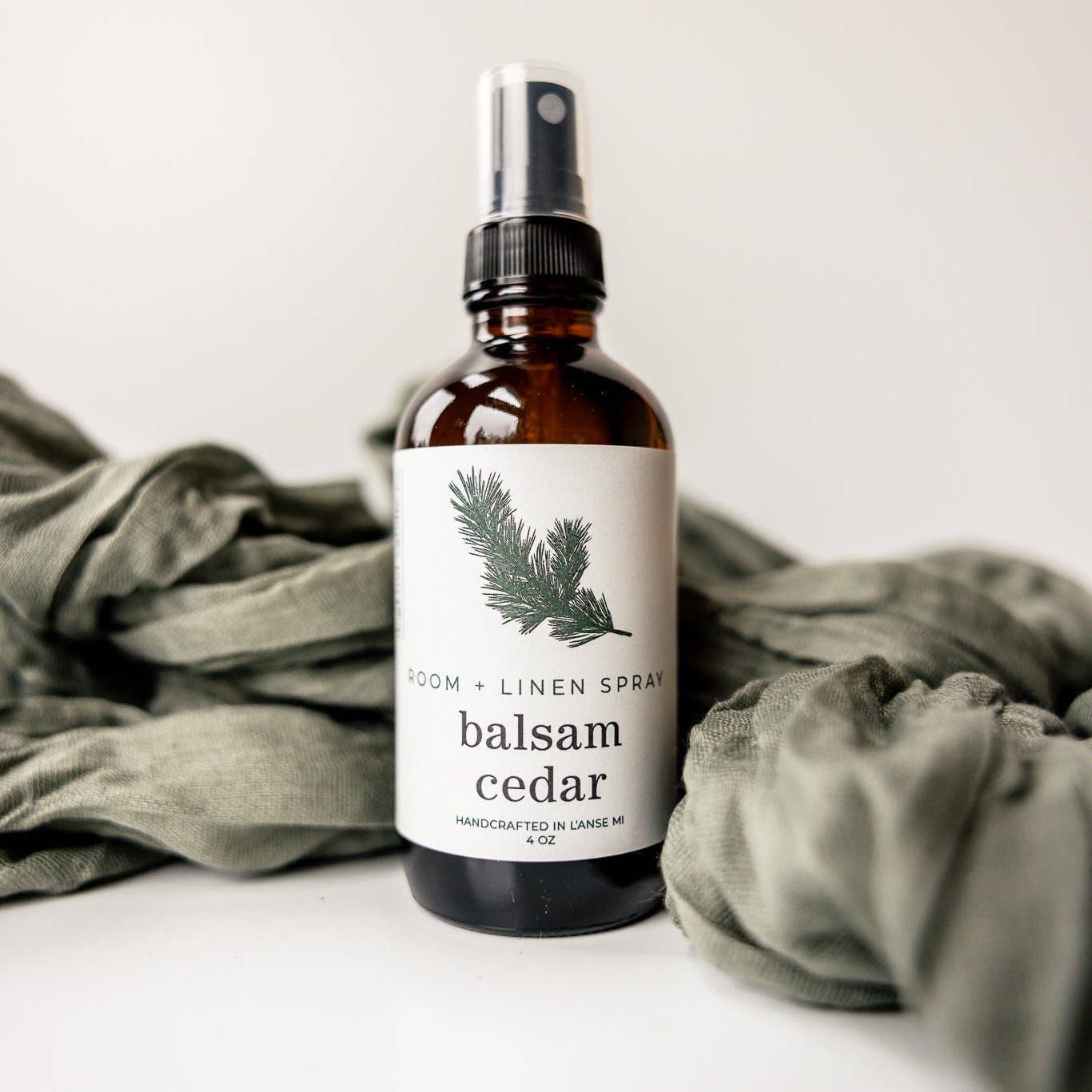 Dogkind Candle Co - Wholesale Room & Linen Spray - Holiday Room + Linen Sprays0