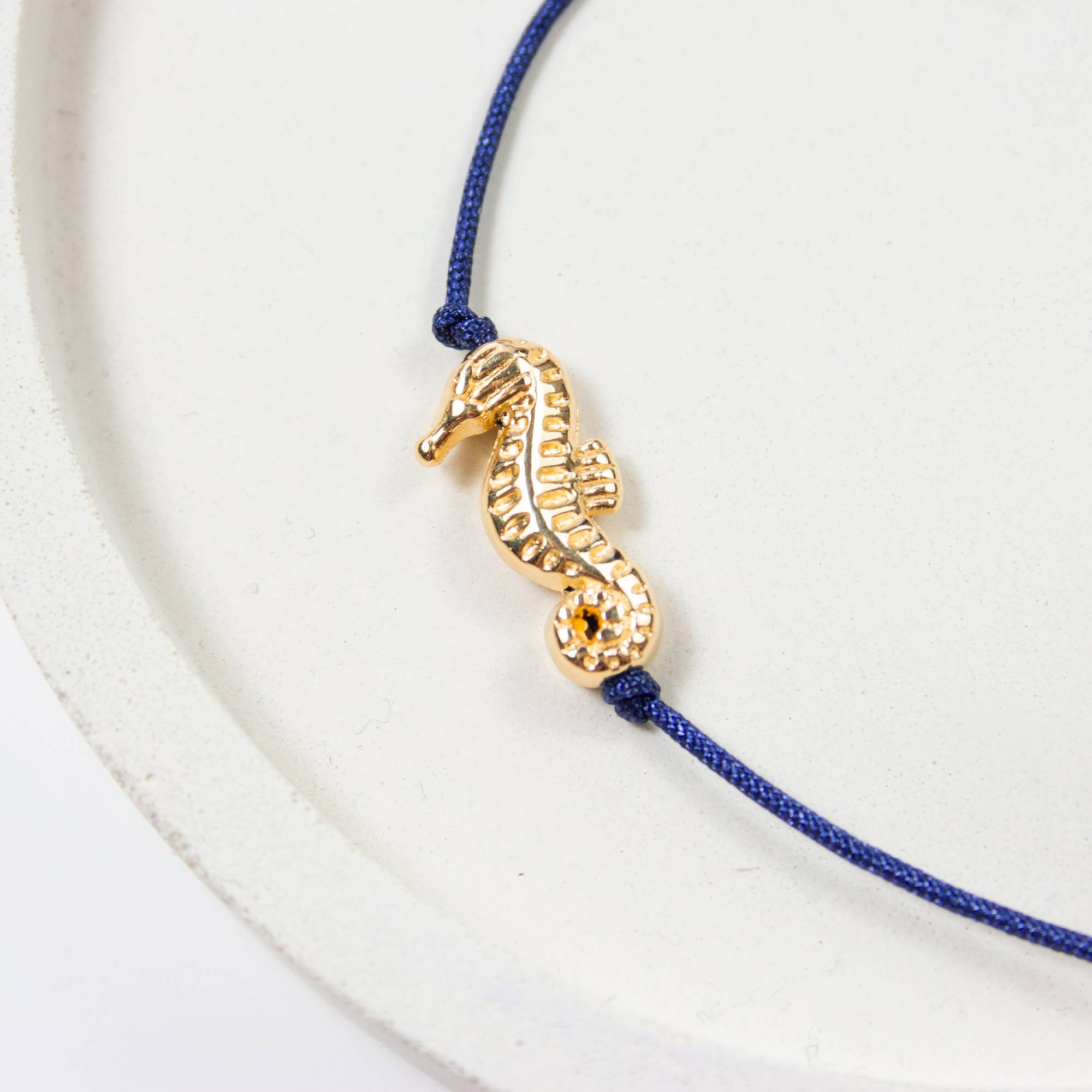 Bow & Hummingbird - Wholesale Charm/Dangle Bracelet - Wristband on card - Seahorse - Submerge0