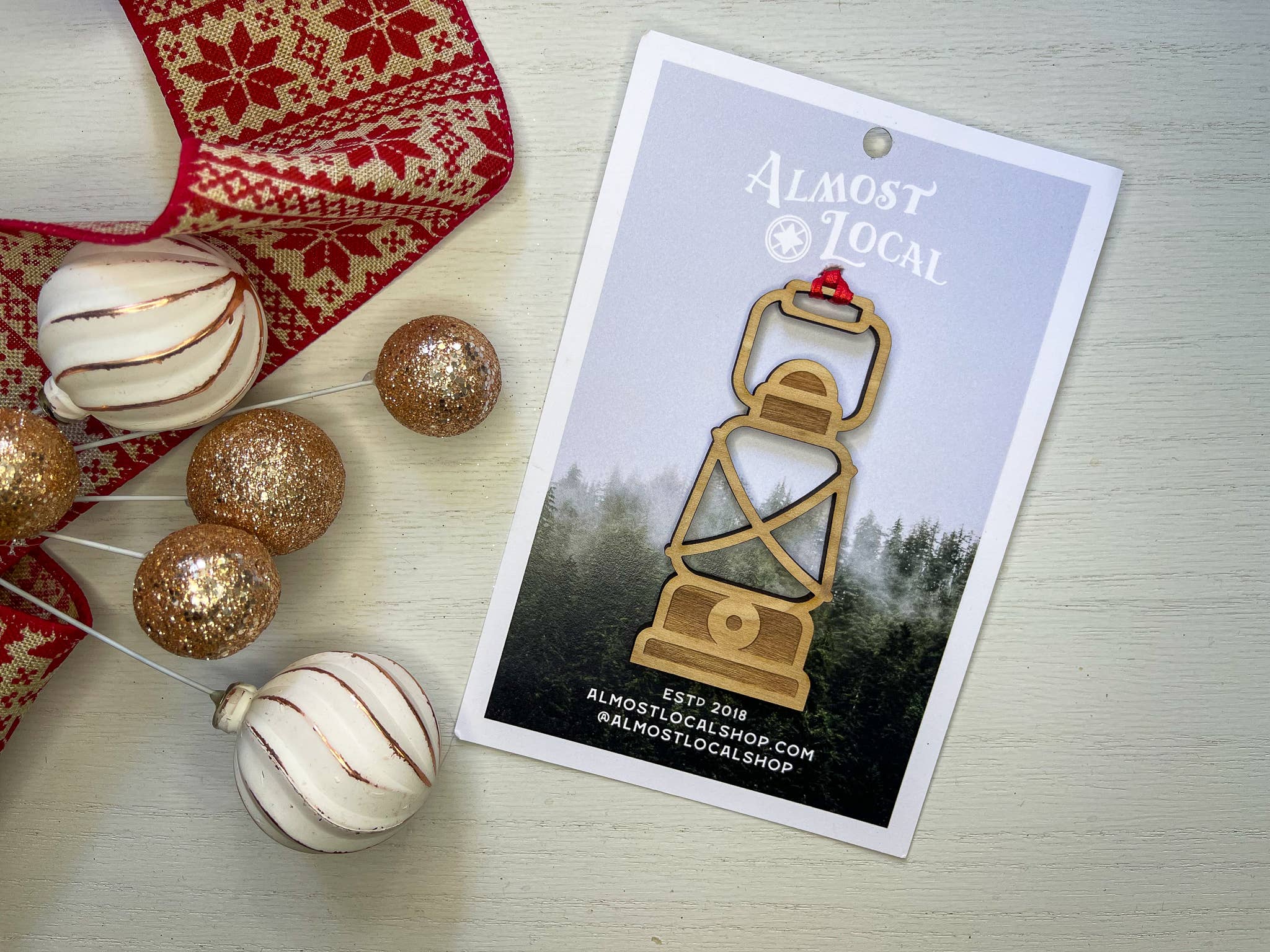 Almost Local - Wholesale Ornament - I Smell Snow Gilmore Girls Wooden Ornament2