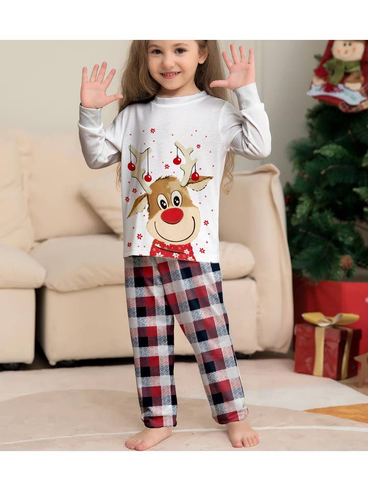 Anna Kaci Wholesale - Wholesale Sleepwear set – Unisex - Family Matching Christmas Reindeer Plaid Pajama Set14