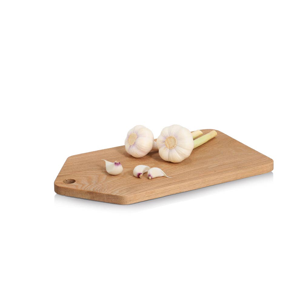 light brown Cutting/serving board, oak for wholesale on Faire8