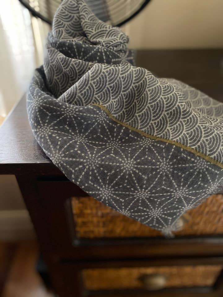 Stencil Wool - Grey for wholesale by Indigo Handloom