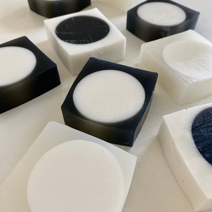 Saturna Outdoor Research - Wholesale Bar Soap - Blanc and Noir Circle Soaps1