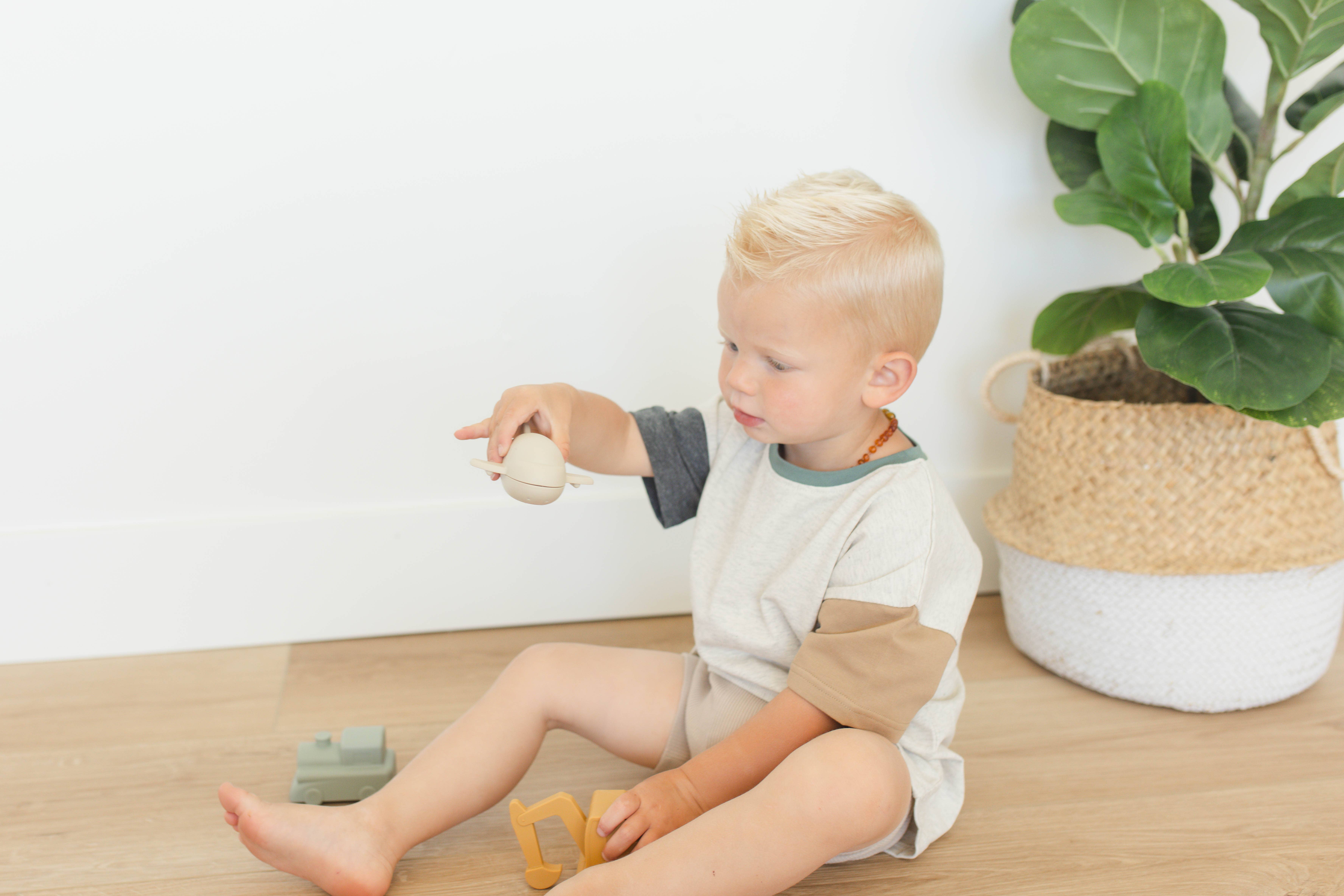 Brooklyn Neutral – Großhandel Badespielzeug – Baby – Fahrzeug-Badespielzeug-Set2