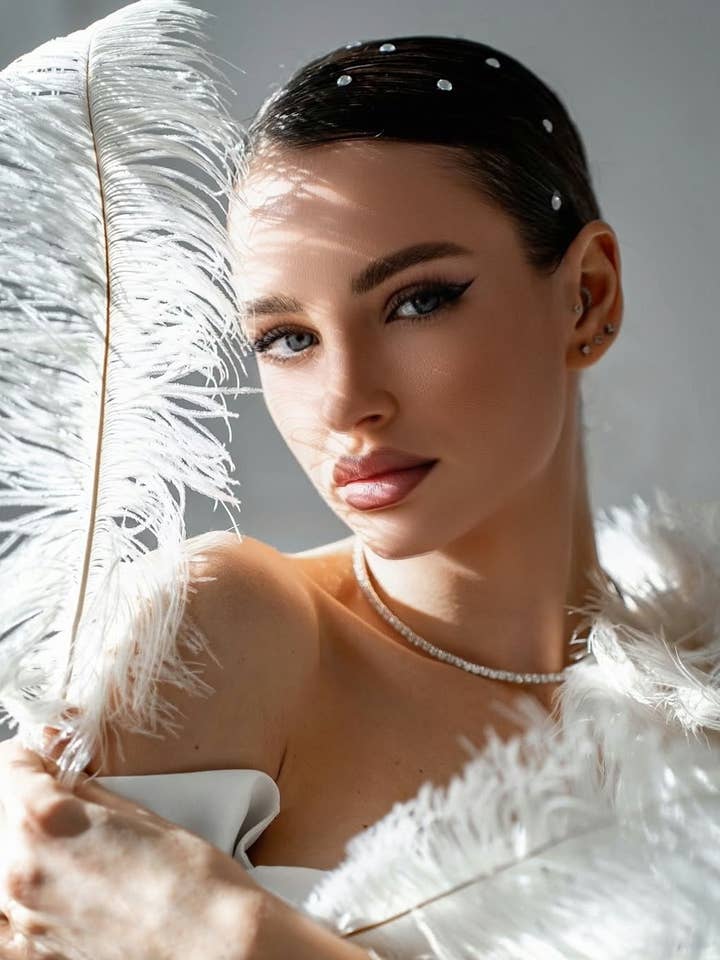 inna elsie - Wholesale Robe - Women's - JENA Couture Luxury Robe with Feathers1