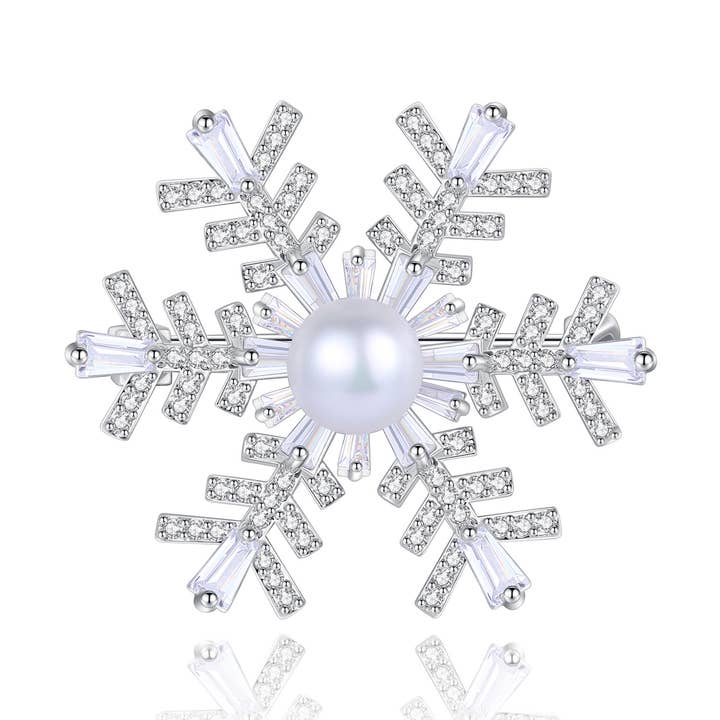 Broche met sneeuwvlok van Pavé en Parel voor wholesale door Classicharms