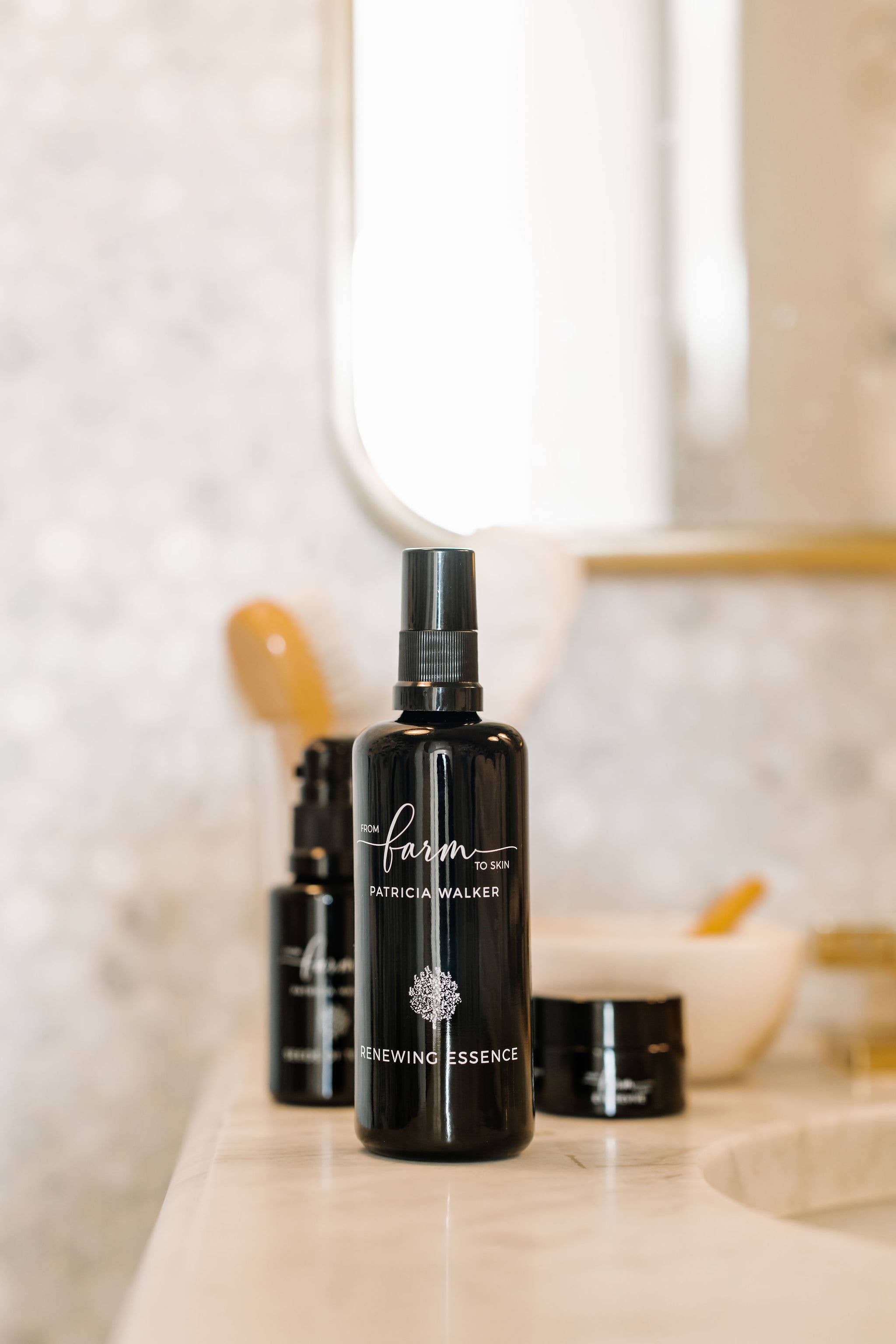 Farm to Skin - Wholesale Facial Serum/Concentrate - Renewing Essence5