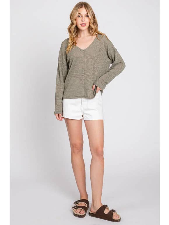 Final Touch - Wholesale Knit Top - Women's - V-Neck Knit Long Sleeve Top - T3104414