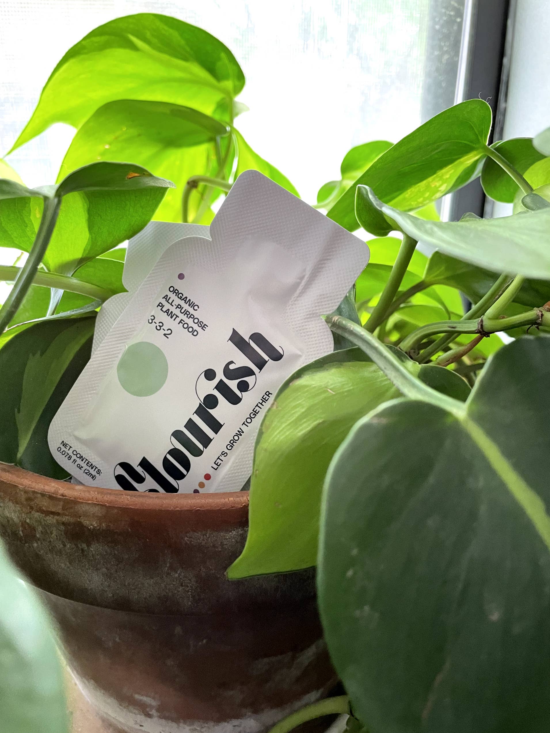 Flourish Plant - Wholesale Fertilizer - Flourish Organic Plant Food, Single Packet Fertilizer2