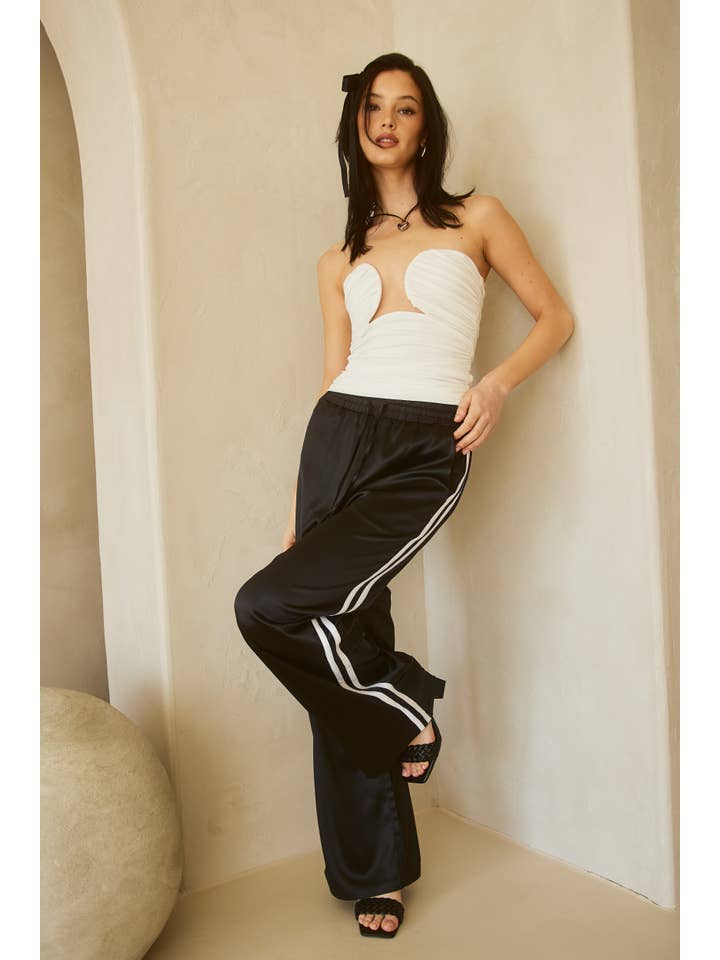 Mimosa - Vente Pantalon – femme - Pantalon de survêtement en satin avec bandes latérales22