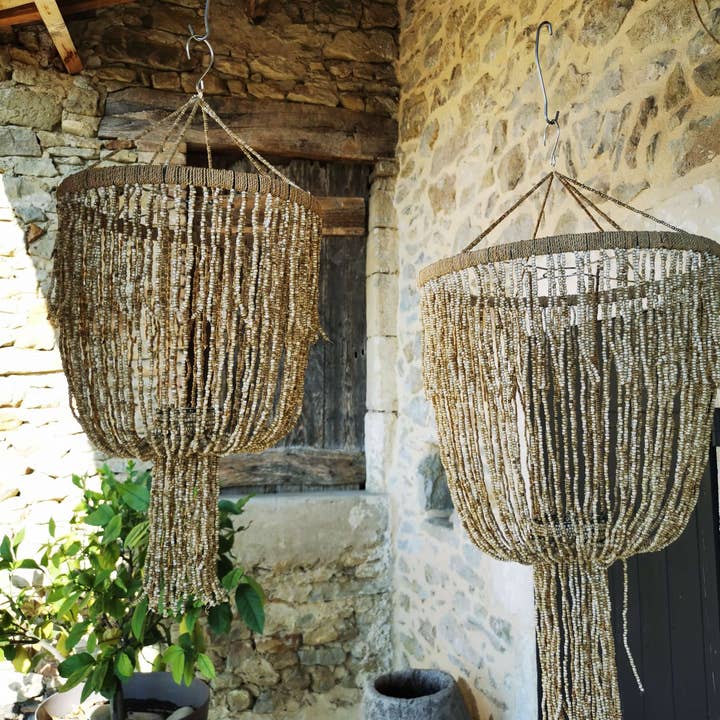 Sospensione in perle marroni e ulteriori Risultati per lampadari cinesi all'ingrosso. Resi gratuiti e termini di pagamento a 60 giorni su Faire in tendenza su Faire.