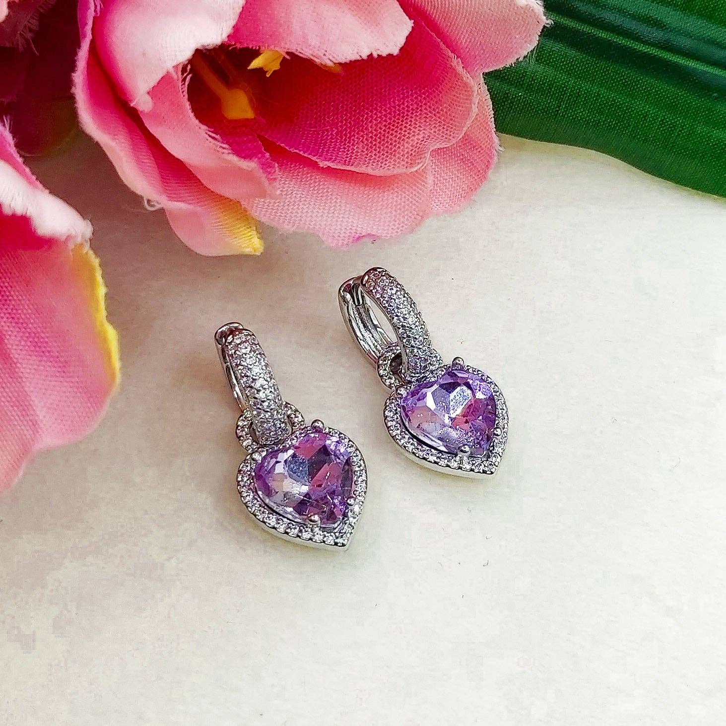 Daemon srls - Wholesale Hoop Earrings - AURORA HOOPS ~ Orecchini mini cerchi zirconati FULL in Cubic Zirconia a forma di cuore19