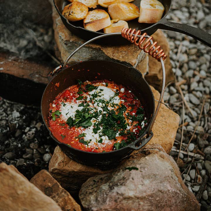 Barebones - Wholesale Cooking Pot - Polished Cast Iron Dutch Oven 4 QT6