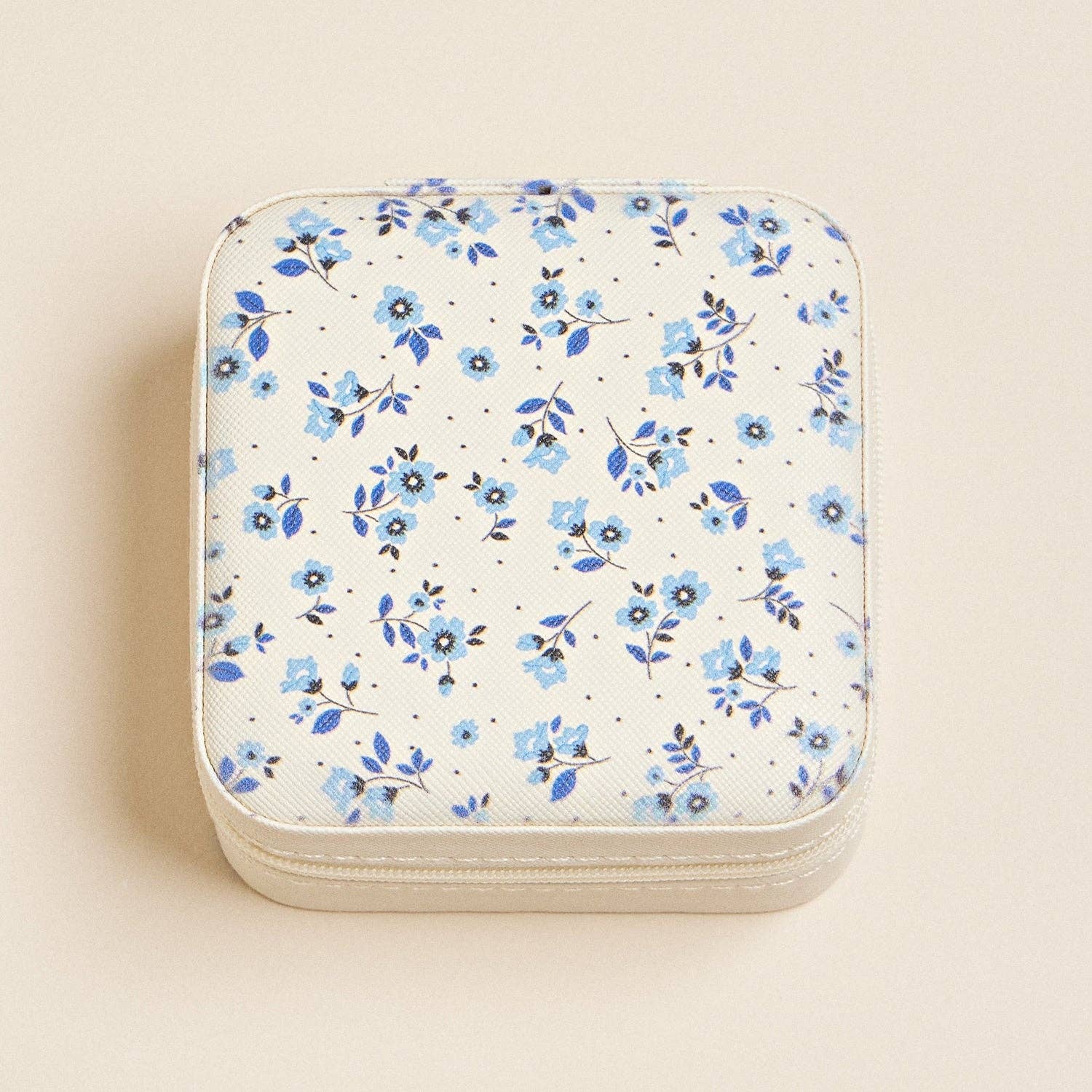 Blue Flower Pattern Jewelry Box -Travel Size for wholesale on Faire1