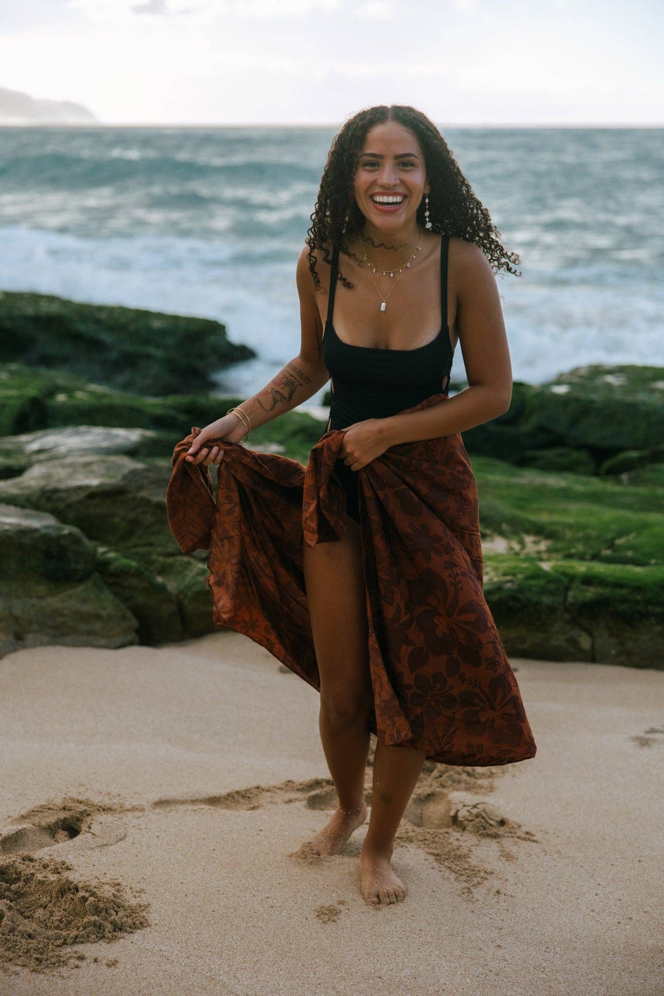 Revel Sun Hawai'i - Wholesale Swim Cover Up - Women's - Mākuʻe Floral Pareo1