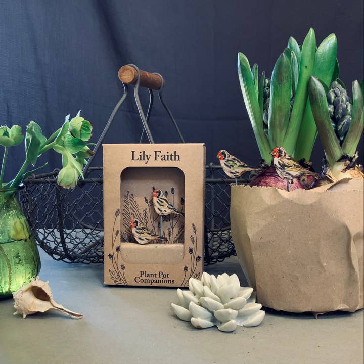 Lily Faith - Wholesale Garden/Lawn Stake - Goldfinch Plant Pot Companions