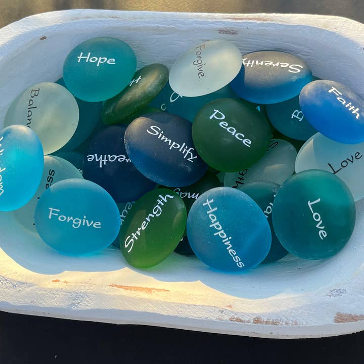 SHOPGIVECOURAGE - Wholesale Spiritual Stone/Crystal - Sea Stones -Imprinted Glass Word Stones (30) in Bowl Display
