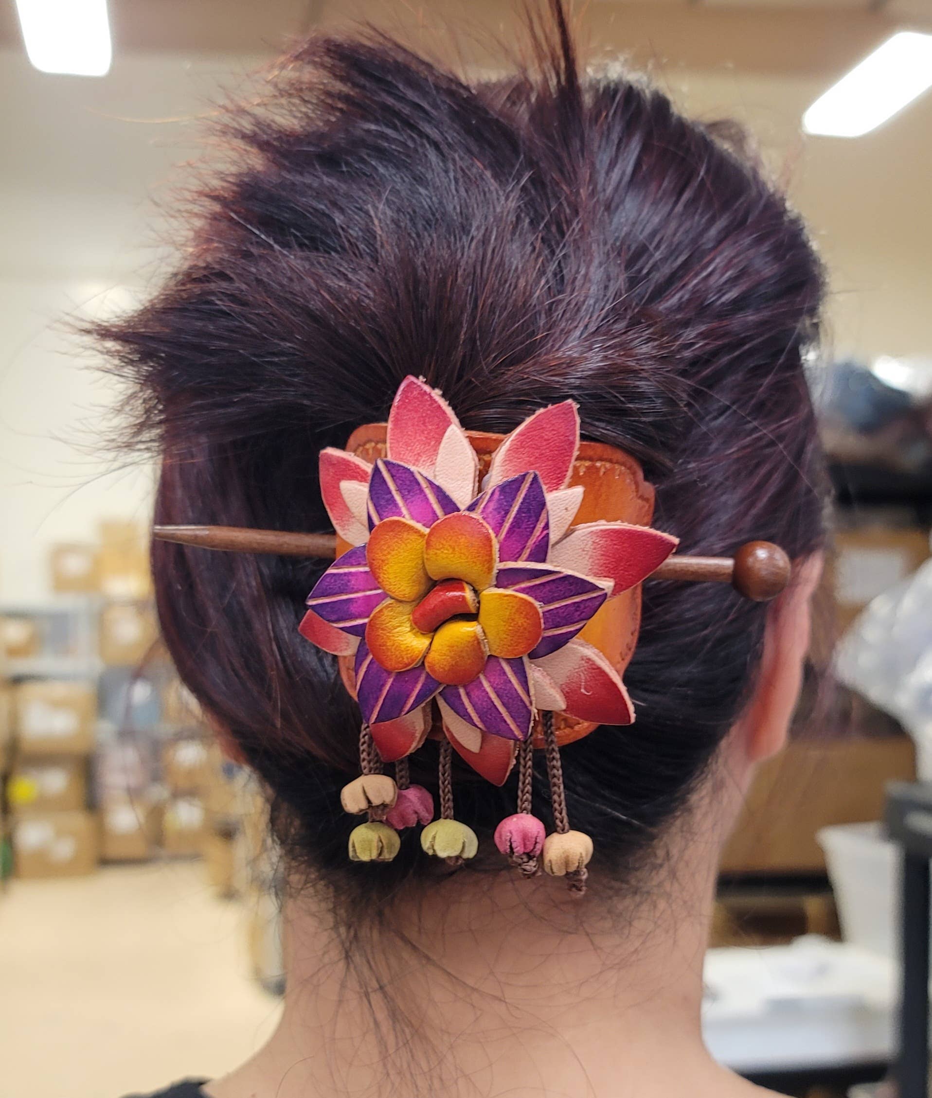 Sunflower Handmade leather inc - Wholesale Barrette - Women's - Handmade Leather Hair Barrette G6340