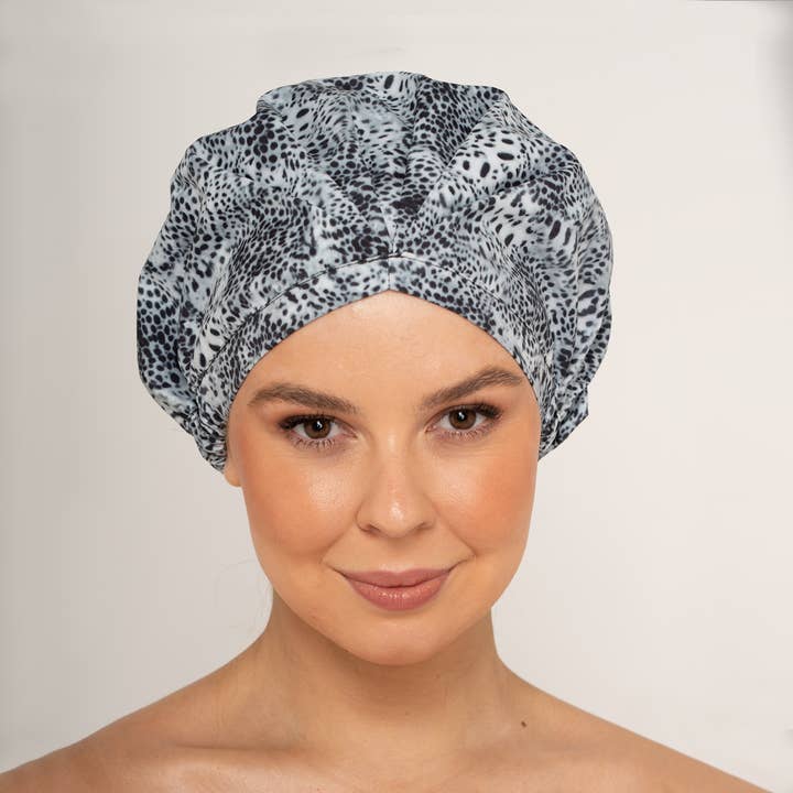 hairCAPsule™ - Wholesale Shower cap - Shic' Shower Capsule Snow Leopard (White)6