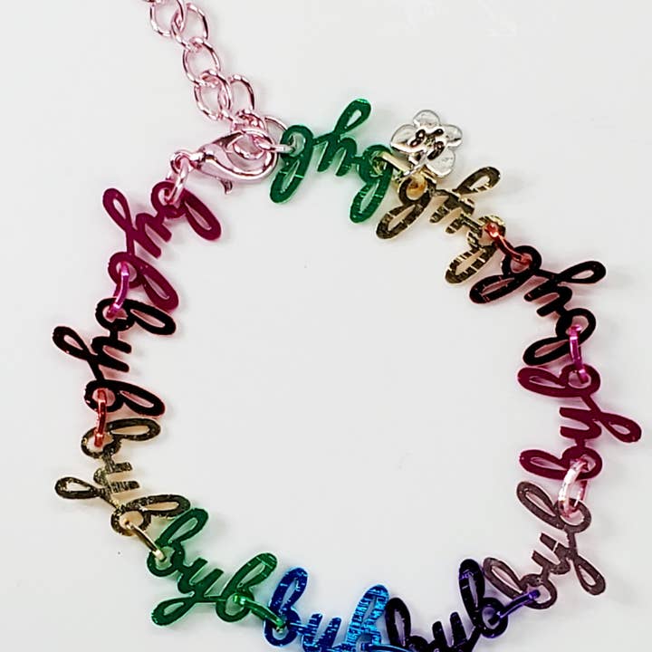 Bracelet à breloques BYB pour filles pour la vente par Brilliant Young & Beautiful Boutique