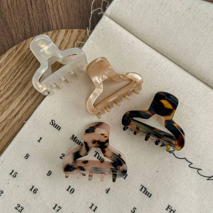 Mini Marble Claw Clips (DANO) for wholesale by LoveLina