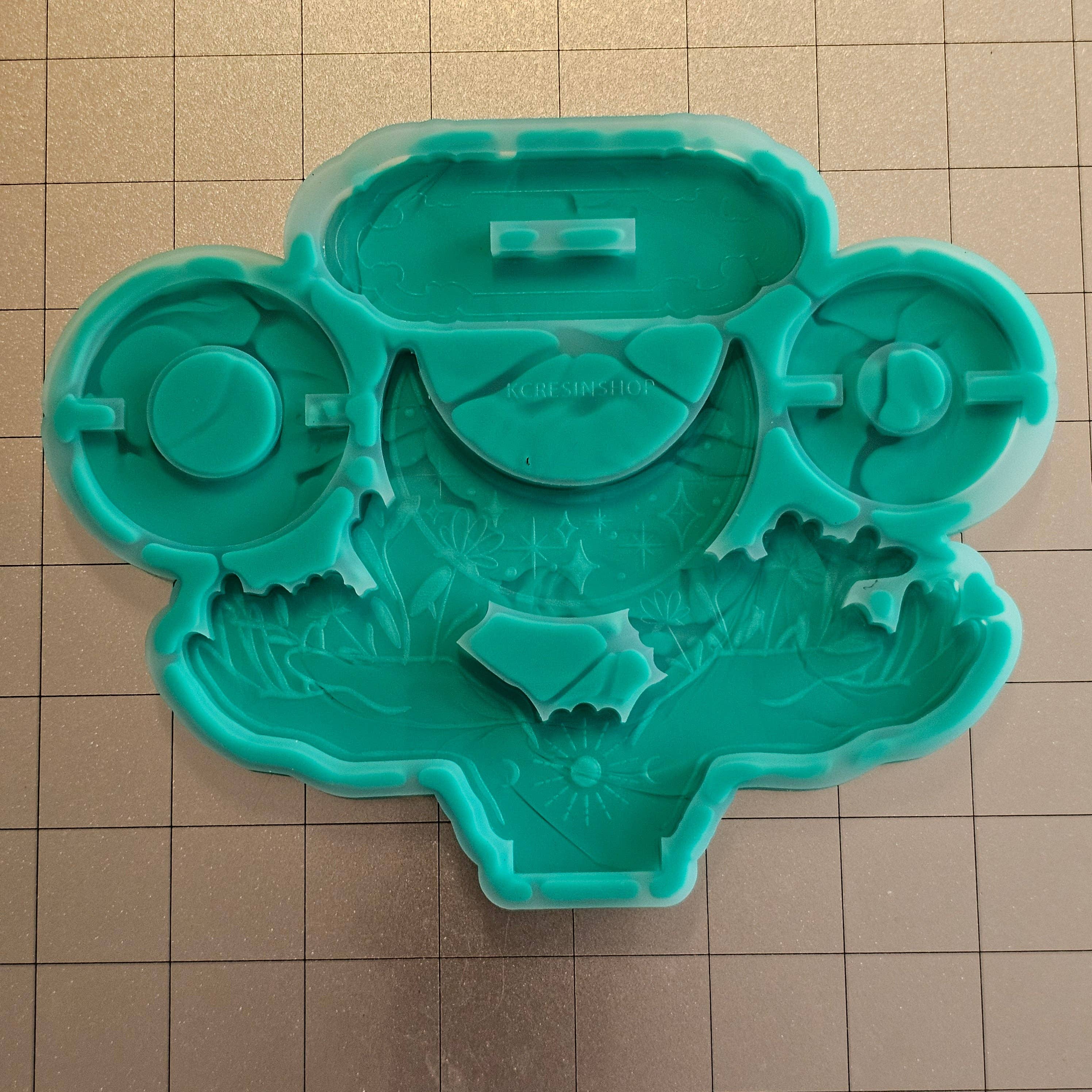 KCRESINSHOP - Wholesale Craft Supplies - Hands and Moon Sphere Holder Mold7