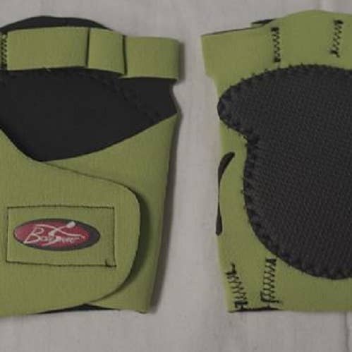 WholesaleSmartbuyCom - Wholesale Gloves - Unisex - Weight Lifting Gripper Gloves Padded1