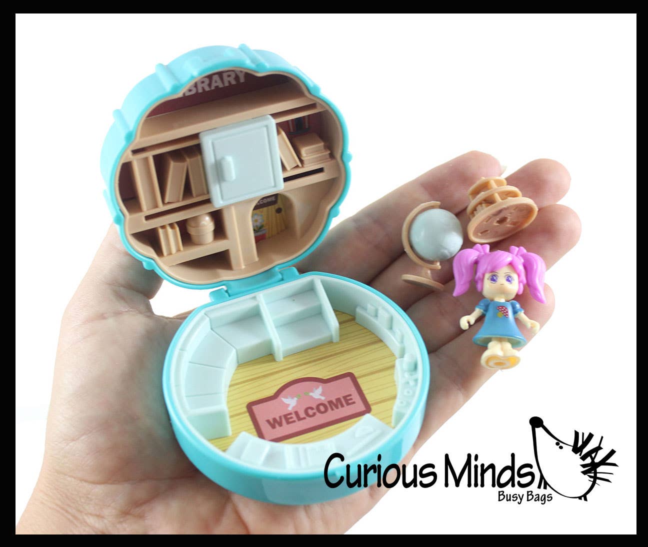 Curious Minds Toys - Vente Accessoire de poupée – enfant - Ensemble de jeu pour mini-poupées, 1 poche, taille de poche, maison de poupée compacte et pliable6