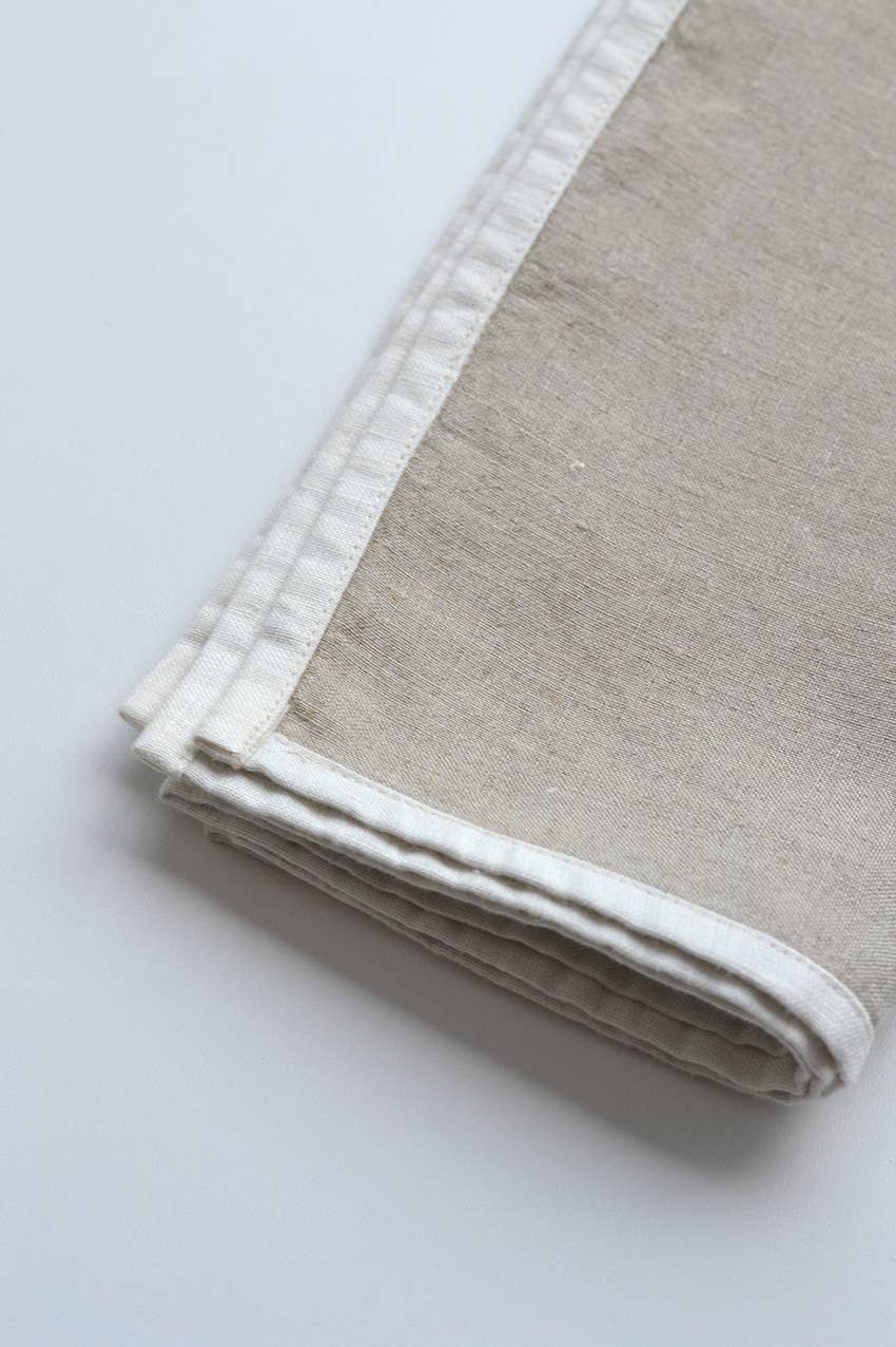 Linen Way Inc. - Wholesale Dinner & Cloth Napkin - Halo Linen Napkin with Trim - Natural & White, Set of 45