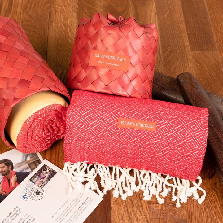 Krama Heritage - Wholesale Scarf - Women's - The Large Warm Poppy Red Krama in its palm leaf case - Woman3