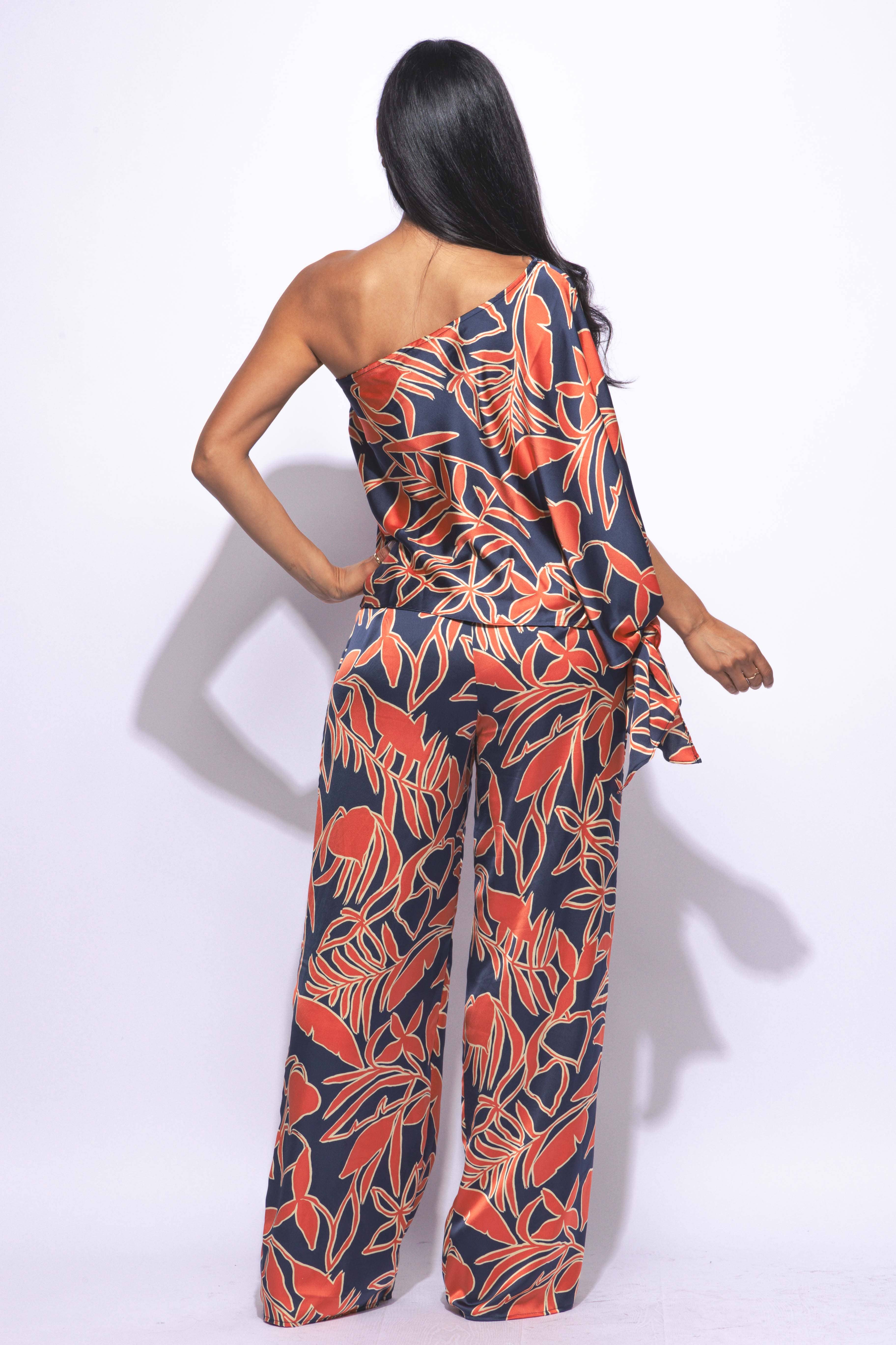 K Too - Vendita all'ingrosso Completo top e pantaloni (NON loungewear) - Donna - Completo in satin con una spalla e pantaloni a gamba larga6