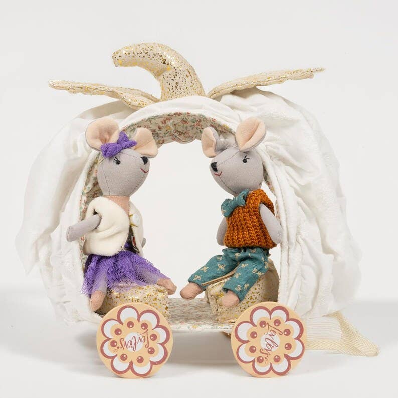 LEVLOVS - Venta al por mayor Juego de accesorios para muñecas - Niños - Coche de Calabaza para Halloween LevLovs - EDICIÓN LIMITADA1