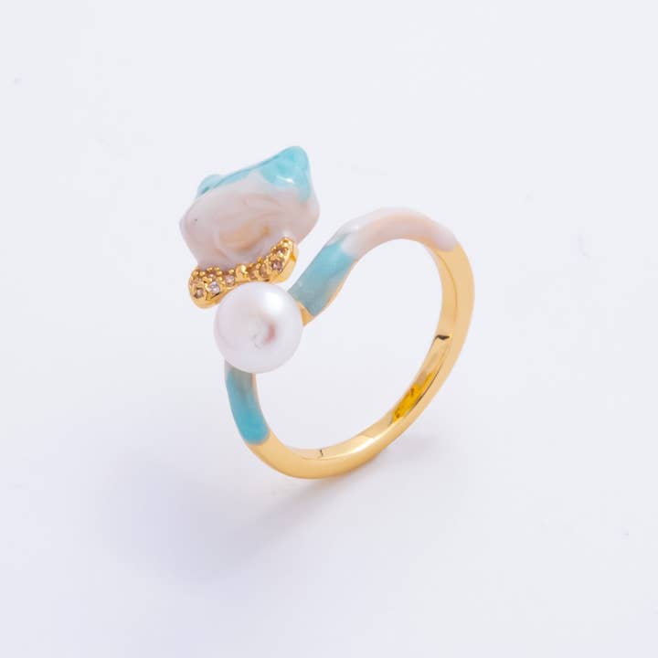 18K Guld Fyldt Mikrobelagt CZ Blå Emalje Kunst Katteformet med Skalperle Justerbar Ring | O-024 for engroshandel hos Aim Eternal