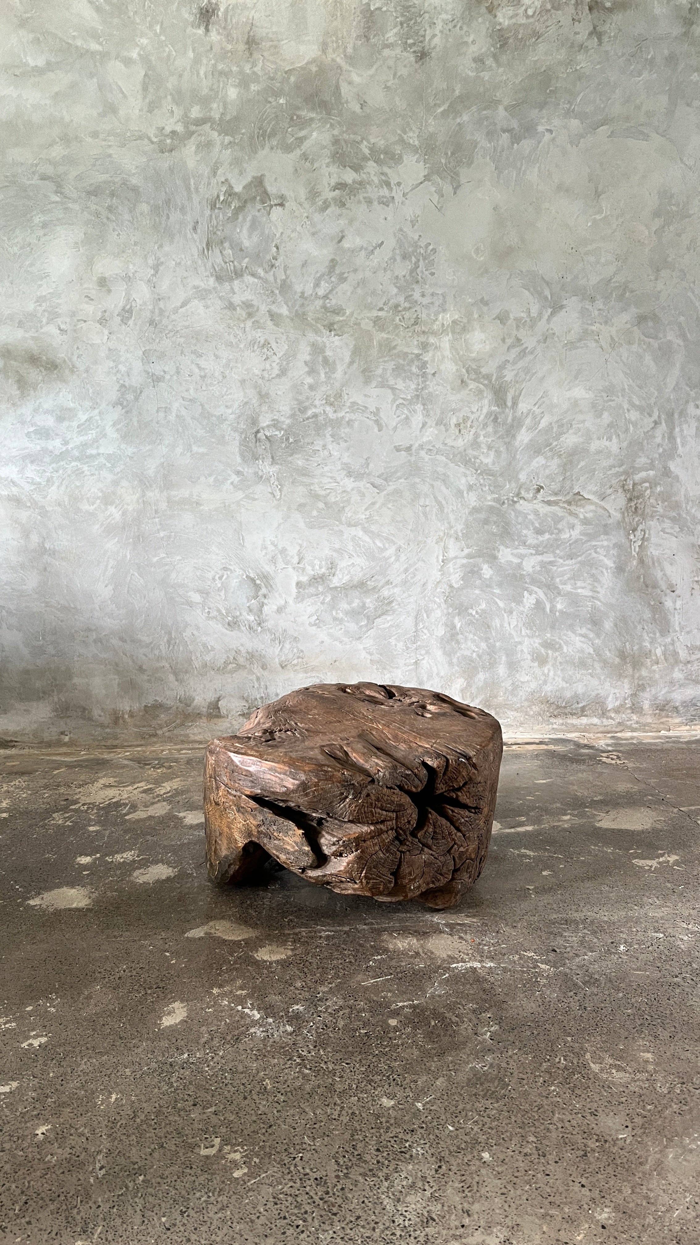 Office Objets - Wholesale Side Table - Small round coffee table in solid monoxyle organic teak D:47 H:2512