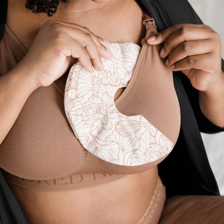 Kindred Bravely - Wholesale Hot/Cold Compress - Soothing Hot or Cold Gel Packs for Breastfeeding & Pumping3